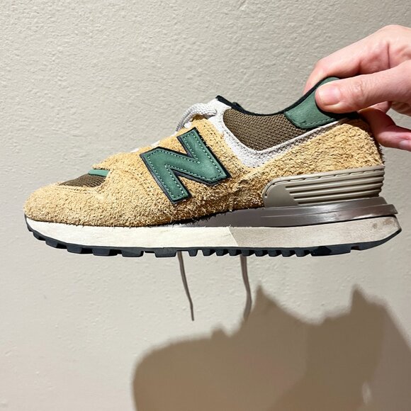Awesome New Balance 574 - 9 Women's / 7.5 Men's - Like New - Yellow / Green - Picture 5 of 14